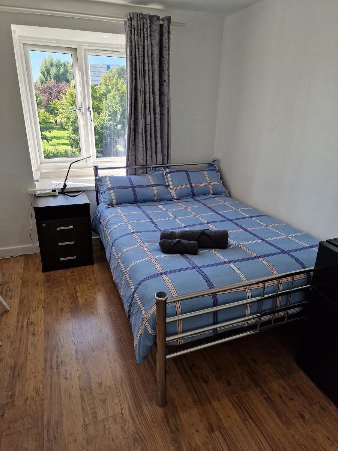 Cozy Double Bedroom In Zone 1-2 Central Лондон Экстерьер фото